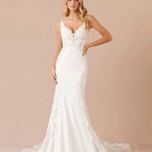 AZAZIE ESTEPHANIE Wedding Dress- Size 0